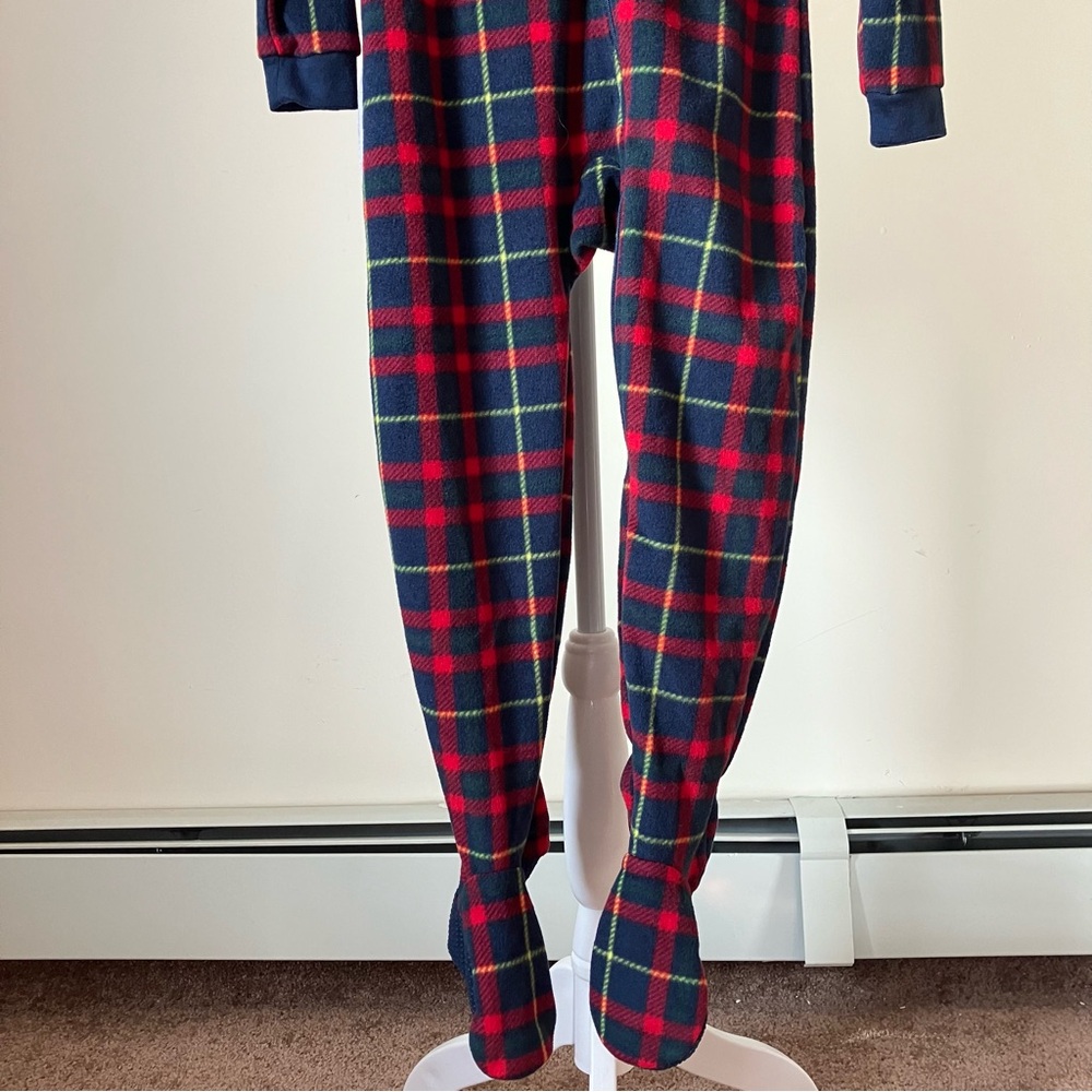 Lands' End Kids Footed Fleece Sleeper in Red Dark Navy Plaid size 5T - Picture 3 of 7